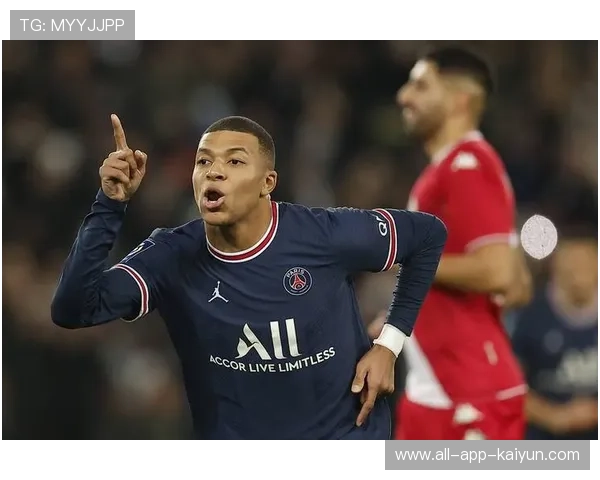 法甲：巴黎5-2大胜兰斯，姆巴佩表现精彩绝伦，巴黎5_0巴萨